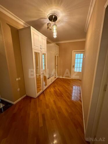 Сдаётся 3-комн. новостройка 110 м², м. Нефтчиляр, photo 18 from 25