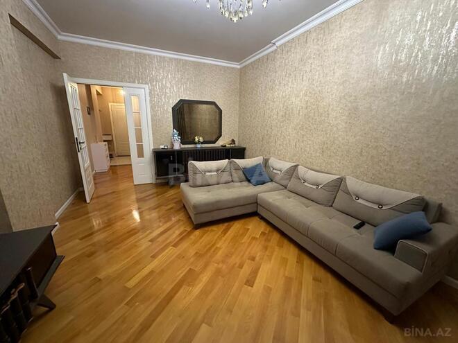 Сдаётся 3-комн. новостройка 110 м², м. Нефтчиляр, photo 4 from 25