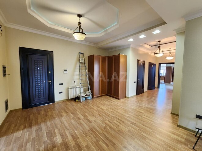 Сдаётся 4-комн. офис 250 м², м. Низами, photo 16 from 18