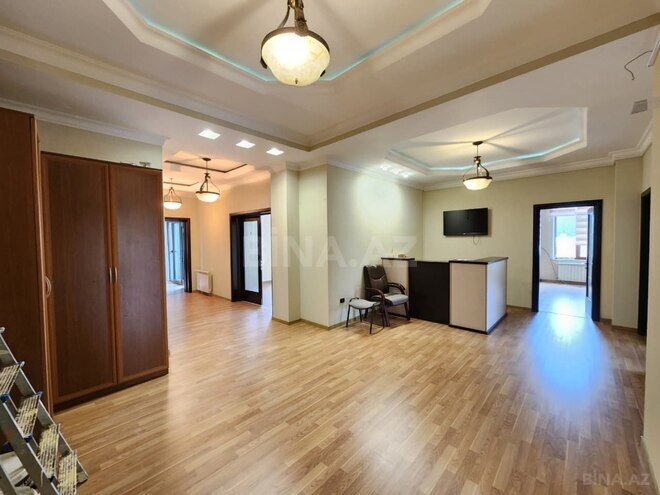 Сдаётся 4-комн. офис 250 м², м. Низами, photo 13 from 18