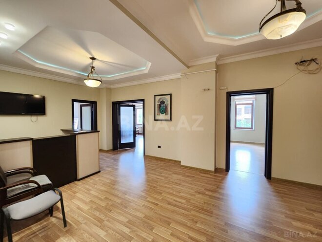 Сдаётся 4-комн. офис 250 м², м. Низами, photo 11 from 18