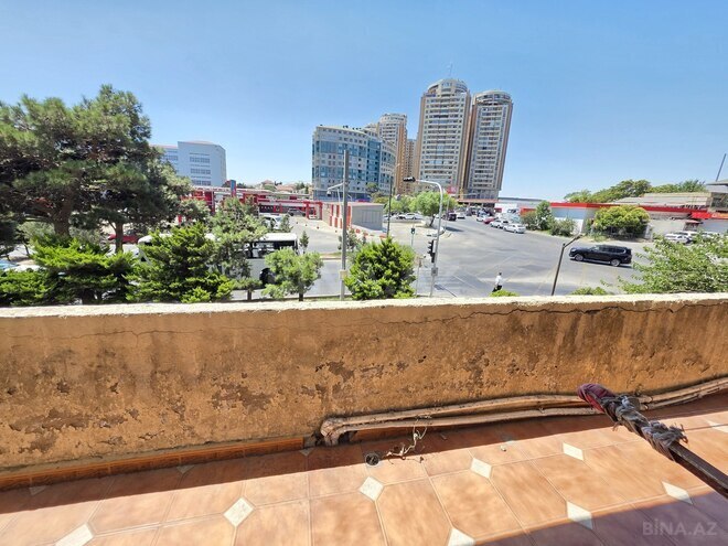 Сдаётся 3-комн. новостройка 130 м², м. Мемар Аджеми, photo 19 from 20