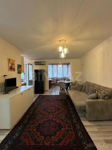 Satılır 2 otaqlı köhnə tikili 55 m², Yasamal r., photo 3 from 16