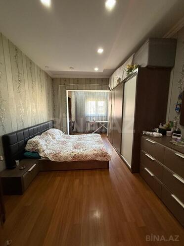 Продаётся 3-комн. вторичка 80 м², Хатаинский р., photo 4 from 14