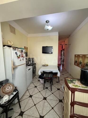 Продаётся 3-комн. вторичка 80 м², Хатаинский р., photo 10 from 14