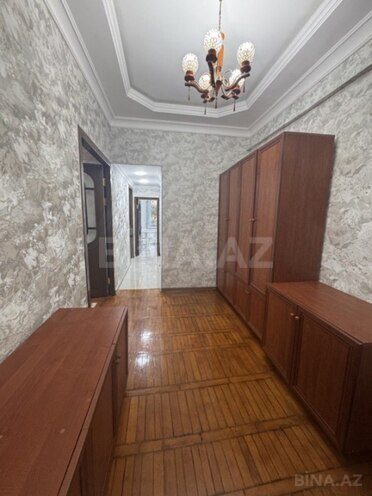 Продаётся 3-комн. вторичка 75 м², м. Элмляр Академиясы, photo 18 from 22