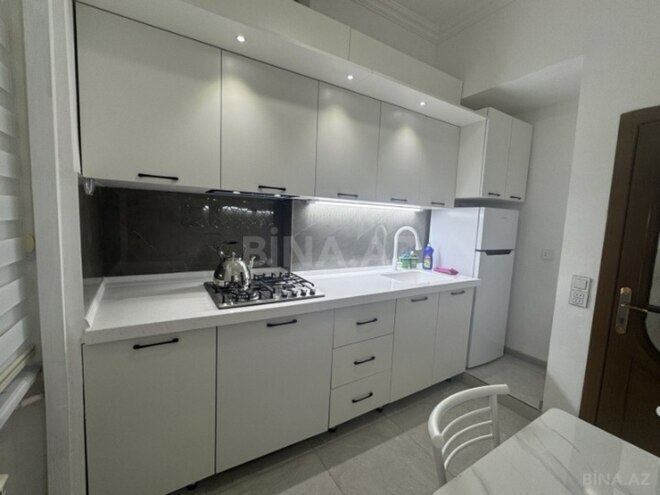 Продаётся 3-комн. вторичка 75 м², м. Элмляр Академиясы, photo 5 from 22