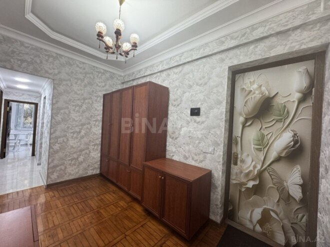 Продаётся 3-комн. вторичка 75 м², м. Элмляр Академиясы, photo 16 from 22