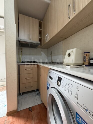 Satılır 2 otaqlı köhnə tikili 40 m², Sahil m., photo 9 from 15