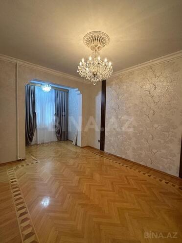 Satılır 2 otaqlı köhnə tikili 49 m², Nəsimi r., photo 1 from 14