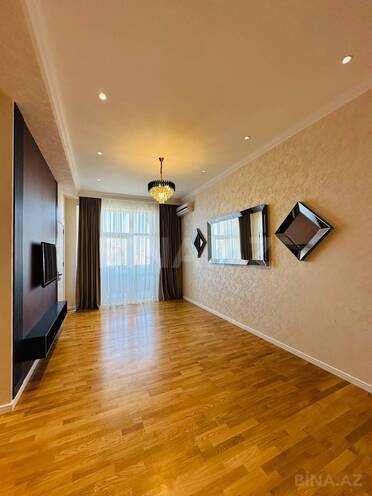 Продаётся 2-комн. новостройка 72 м², м. 8 ноября, photo 5 from 20