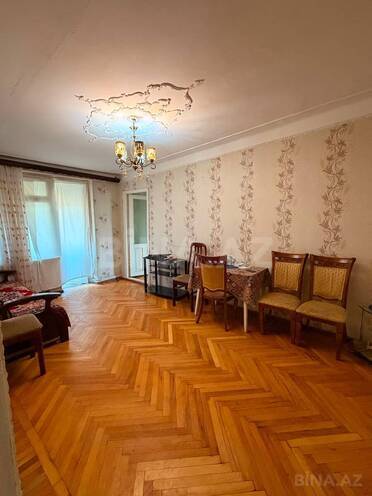 Satılır 2 otaqlı köhnə tikili 50 m², Neftçilər m., photo 3 from 8