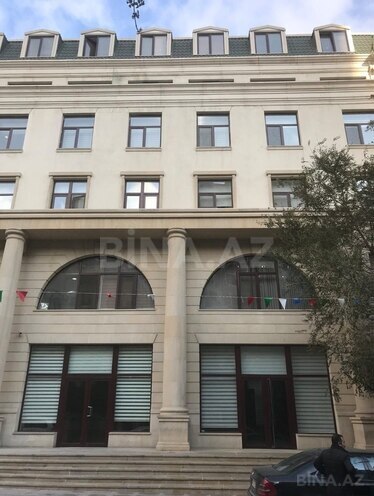 Satılır 7 otaqlı ofis 250 m², Nizami m., photo 1 from 13