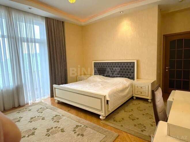 Продаётся 3-комн. новостройка 175 м², м. Низами, photo 8 from 32