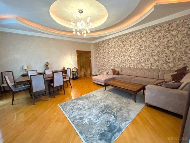 Продаётся 3-комн. новостройка 175 м², м. Низами, photo 3 from 32