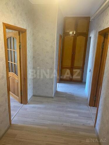 Продаётся 3-комн. вторичка 70 м², пос. Бакиханова, photo 1 from 32
