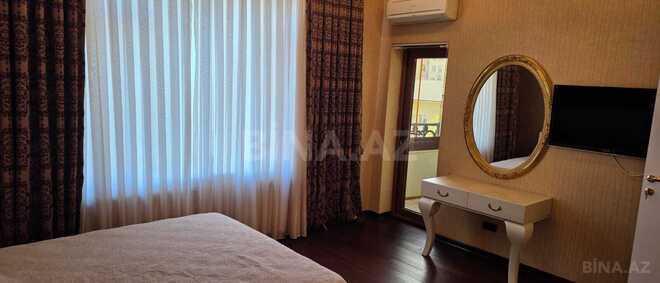 Сдаётся 3-комн. новостройка 150 м², м. Низами, photo 9 from 14