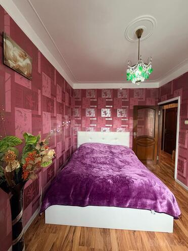 Продаётся 3-комн. вторичка 75 м², м. Ази Асланов, photo 9 from 20
