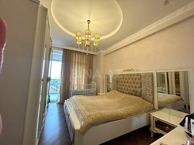 Продаётся 2-комн. новостройка 100 м², Хатаинский р., photo 4 from 15