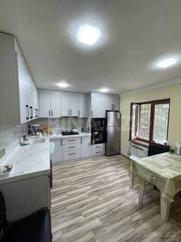 Satılır 5 otaqlı həyət evi/bağ evi 280 m², Novxanı q., photo 1 from 32