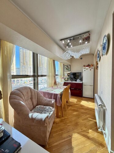 Satılır 2 otaqlı köhnə tikili 55 m², Nizami m., photo 10 from 16