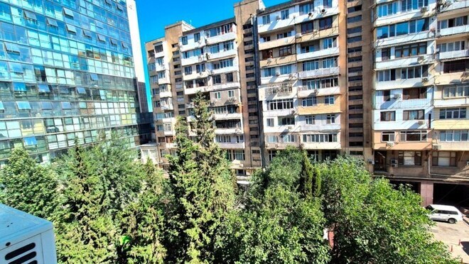 Satılır 3 otaqlı köhnə tikili 90 m², 28 May m., photo 20 from 23