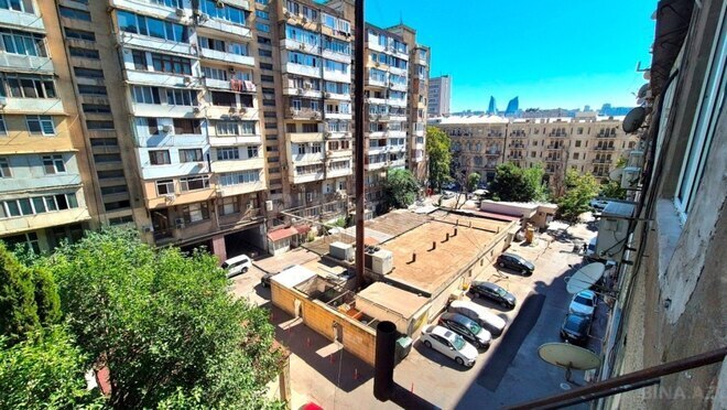 Satılır 3 otaqlı köhnə tikili 90 m², 28 May m., photo 21 from 23
