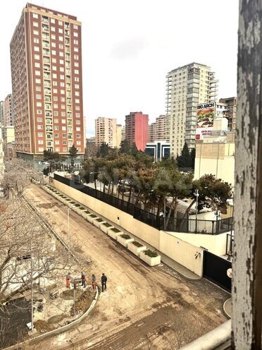 Satılır 2 otaqlı köhnə tikili 40 m², 28 May m., photo 13 from 18