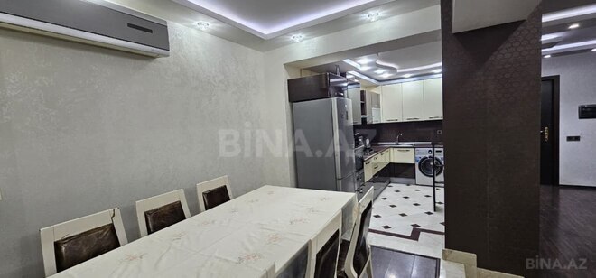 Сдаётся 2-комн. вторичка 60 м², м. Низами, photo 1 from 11