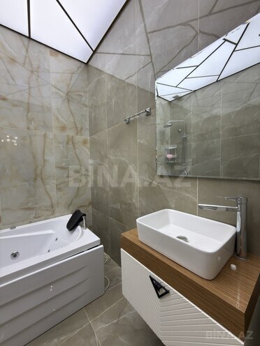 İcarəyə verilir 3 otaqlı yeni tikili 190 m², 28 May m., photo 25 from 32
