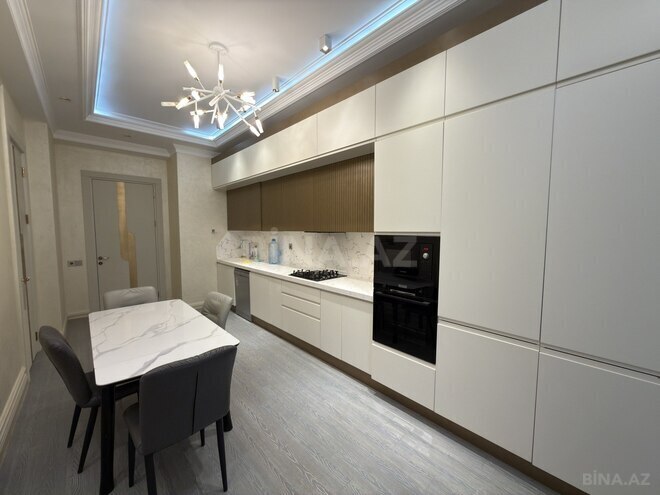 İcarəyə verilir 3 otaqlı yeni tikili 190 m², 28 May m., photo 10 from 32