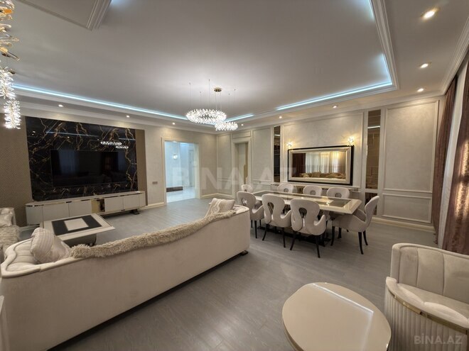 İcarəyə verilir 3 otaqlı yeni tikili 190 m², 28 May m., photo 4 from 32