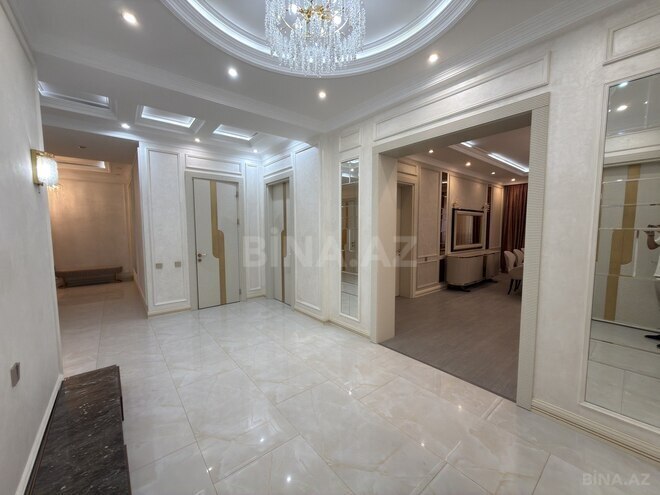 İcarəyə verilir 3 otaqlı yeni tikili 190 m², 28 May m., photo 16 from 32