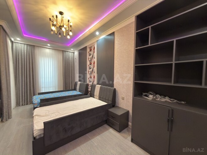 İcarəyə verilir 3 otaqlı yeni tikili 190 m², 28 May m., photo 21 from 32