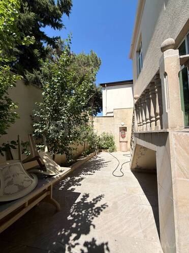 Satılır 6 otaqlı həyət evi/bağ evi 240 m², Qara Qarayev m., photo 12 from 17