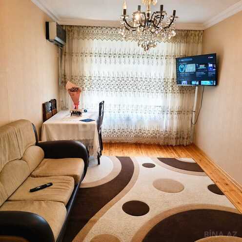 Продаётся 2-комн. вторичка 60 м², пос. Ени Гюнешли, photo 1 from 8