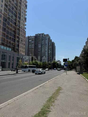 Продаётся 3-комн. вторичка 78 м², м. Иншаатчылар, photo 19 from 24