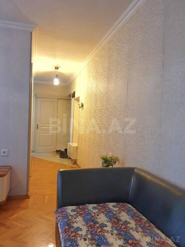 Продаётся 2-комн. вторичка 60 м², м. Халглар Достлугу, photo 8 from 13