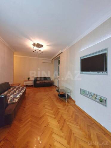 Продаётся 2-комн. вторичка 60 м², м. Халглар Достлугу, photo 3 from 13