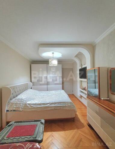 Продаётся 2-комн. вторичка 60 м², м. Халглар Достлугу, photo 5 from 13