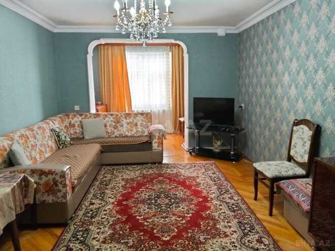 Satılır 3 otaqlı köhnə tikili 70 m², Elmlər Akademiyası m., photo 1 from 8