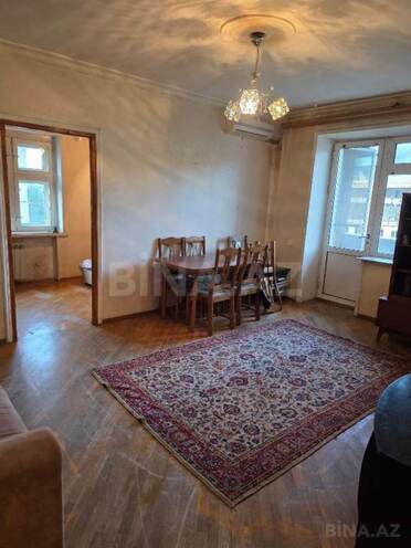 Satılır 2 otaqlı köhnə tikili 45 m², Elmlər Akademiyası m., photo 4 from 12