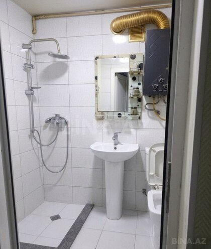 Satılır 2 otaqlı köhnə tikili 40 m², İnşaatçılar m., photo 8 from 9