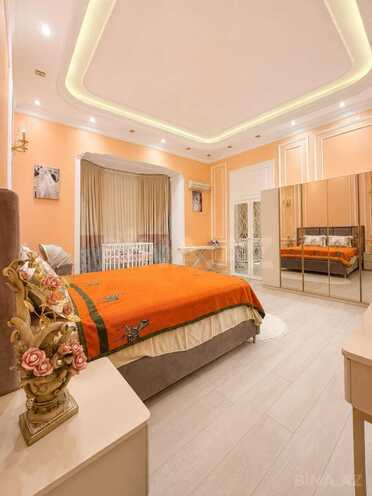 Satılır 3 otaqlı köhnə tikili 120 m², 28 May m., photo 13 from 17