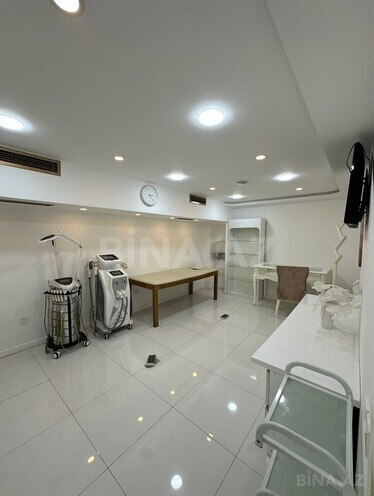İcarəyə verilir  obyekt 200 m², 28 May m., photo 1 from 20
