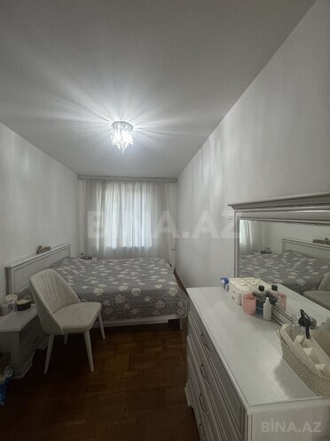 Satılır 2 otaqlı köhnə tikili 65 m², İnşaatçılar m., photo 7 from 9