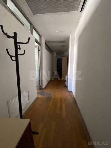 Satılır  obyekt 710 m², 28 May m., photo 20 from 26