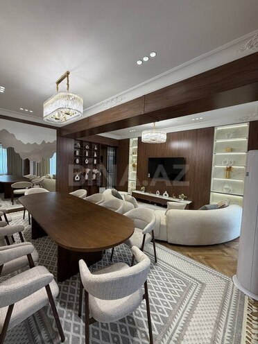 İcarəyə verilir 3 otaqlı yeni tikili 175 m², 28 May m., photo 1 from 13