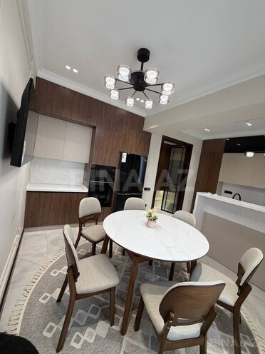 İcarəyə verilir 3 otaqlı yeni tikili 175 m², 28 May m., photo 5 from 13