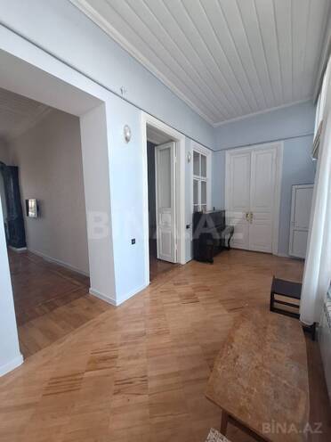 Satılır 3 otaqlı köhnə tikili 85 m², Sahil m., photo 6 from 13
